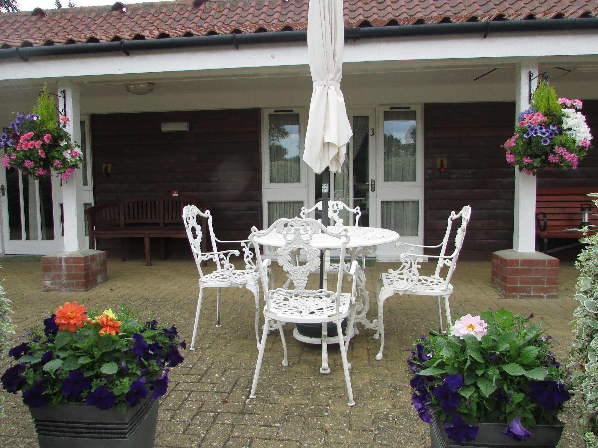 Decoy Barn Fritton Bed & Breakfast Exterior foto